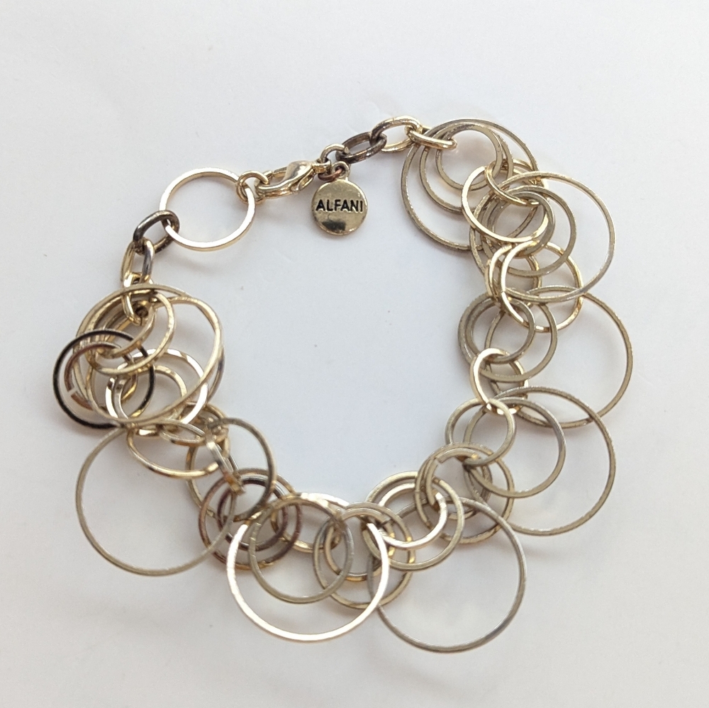 Alfani Gold Tone Geometric Circles Chacha Lightweight Chain Trendy Bracelet